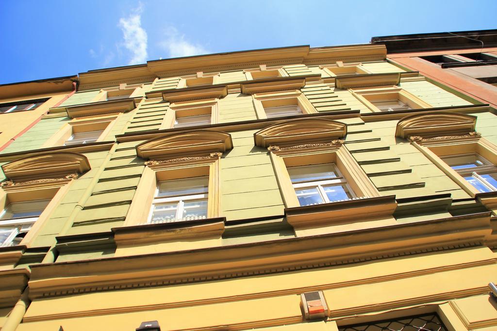 Vlkova Palace Prague Exterior photo