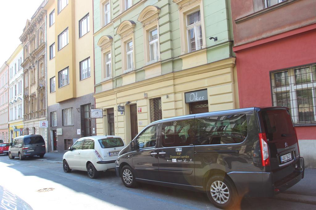 Vlkova Palace Prague Exterior photo