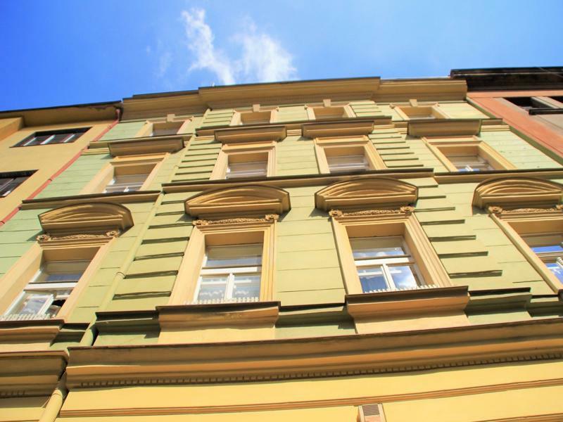 Vlkova Palace Prague Exterior photo